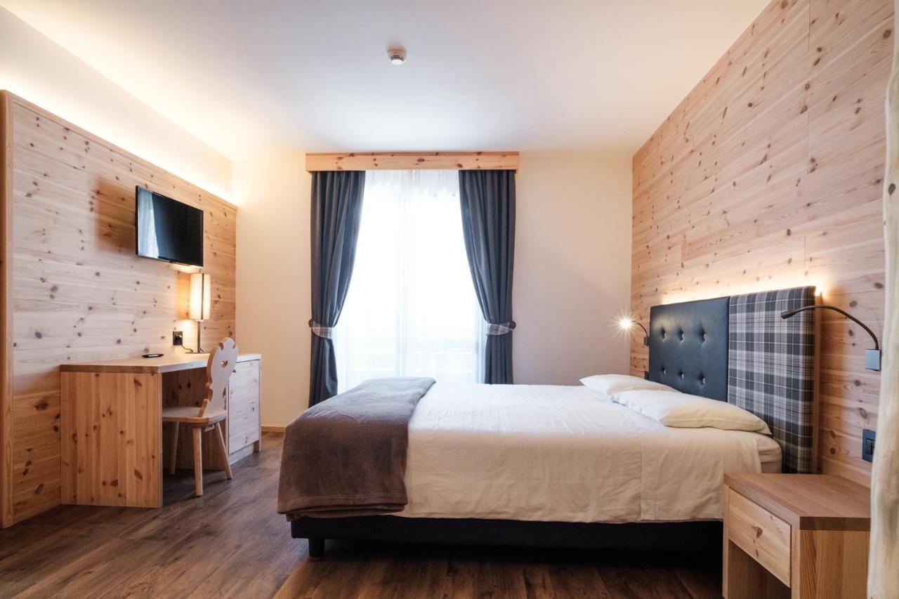 Hotel Piccola Baita Molveno Buitenkant foto