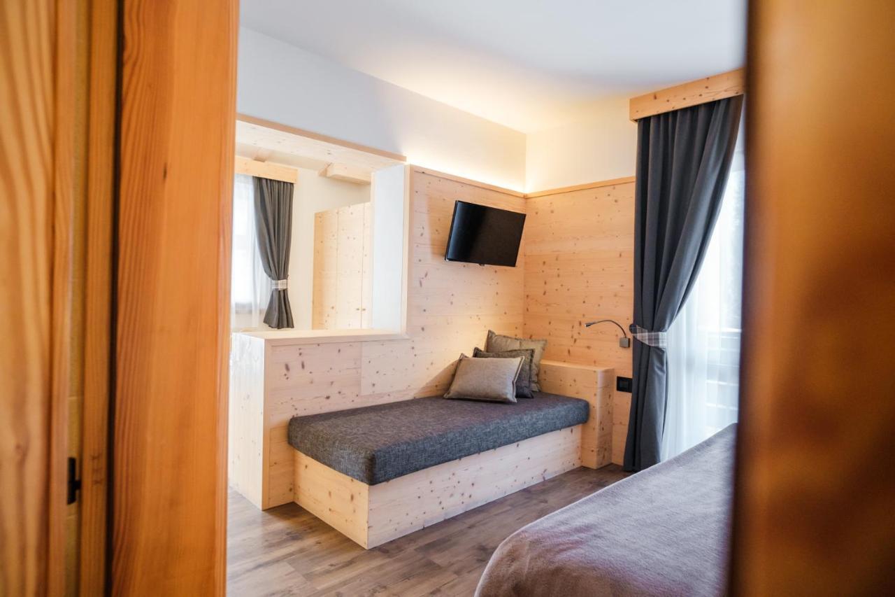Hotel Piccola Baita Molveno Buitenkant foto